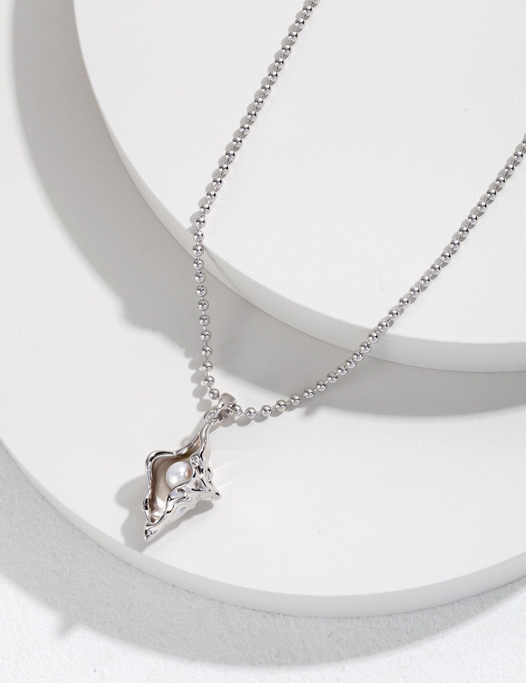 Conch Pearl Necklace