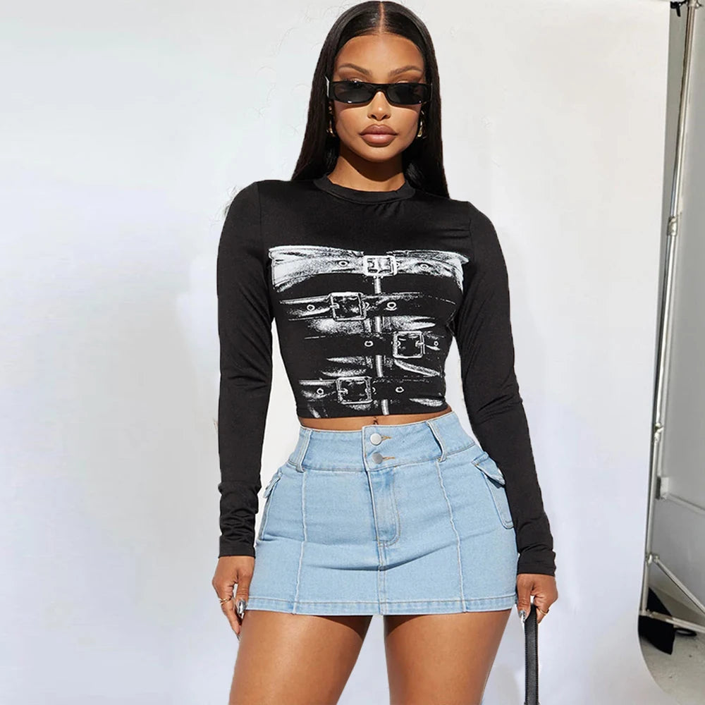 Belt Graphic Print Slim Fitted Long Sleeve Cropped T Shirt for Women