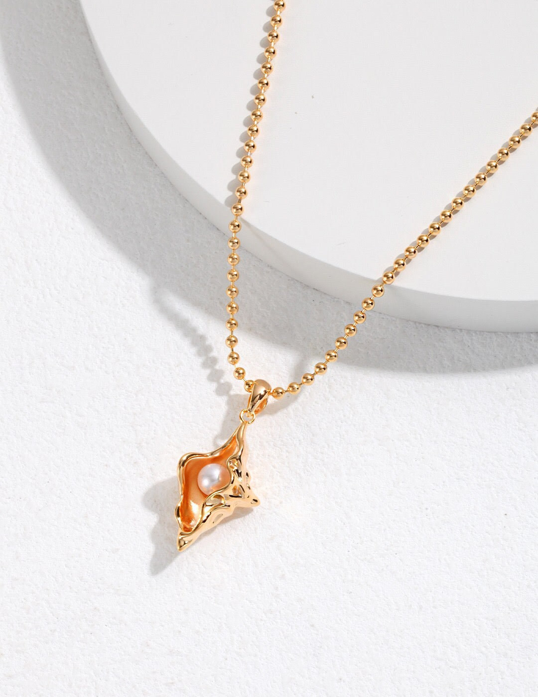 Conch Pearl Necklace