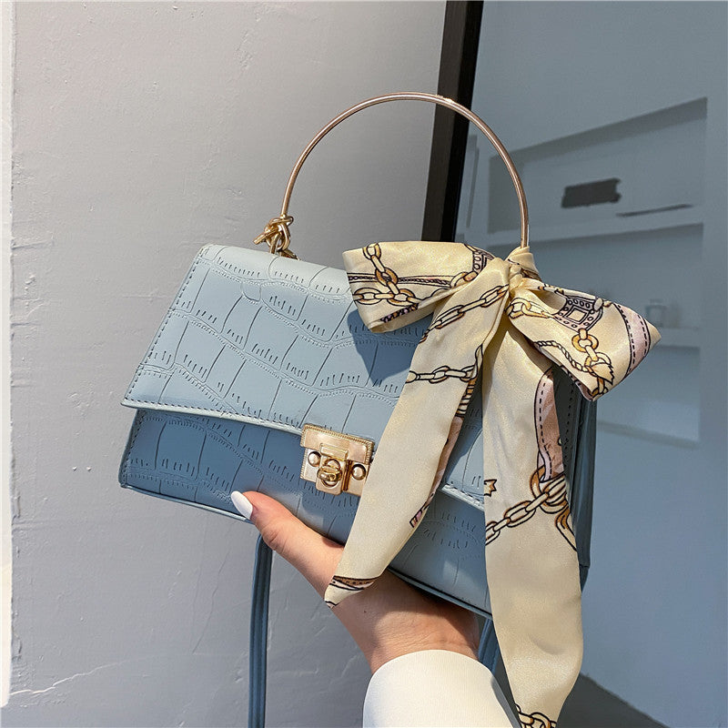Pretty Bow Crossbody Handbag