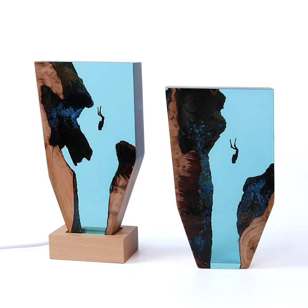 Resin Ocean w Diver Wood Marine Lamp